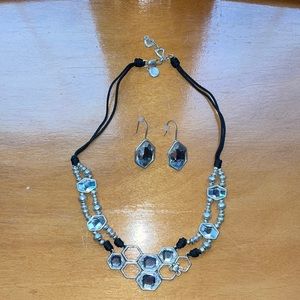 Necklace & Earrings Set